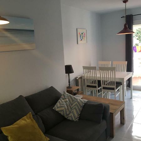 2 Bedroom Apartment In The Old Town, Close To The Beach L'Escala Exterior photo